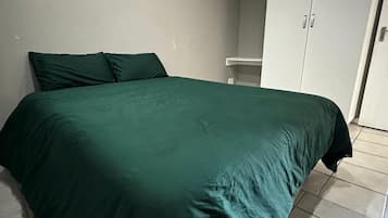 1 habitación, wifi y ropa de cama