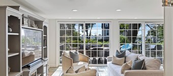 Charming 3-bedroom cottage short walk to Chalker Beach