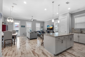 House, Multiple Beds (Southern Charm) | Interior