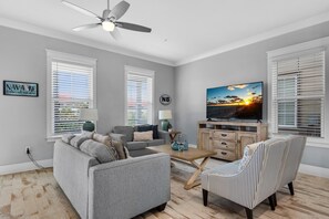 House, Multiple Beds (Southern Charm) | Living area