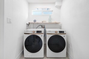 House | 1 bedroom