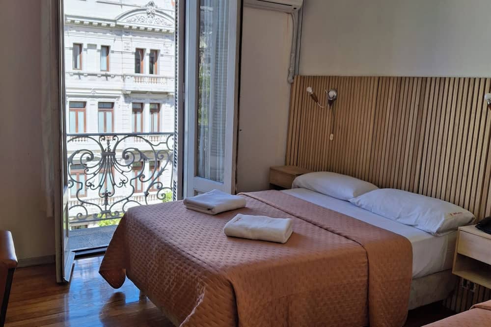 Novel Hotel