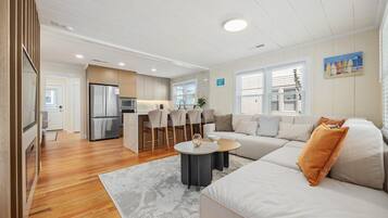 Rumah | 3 kamar tidur, meja kerja, dan internet