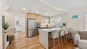 Rumah | 3 kamar tidur, meja kerja, dan internet