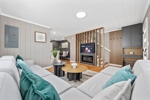 House - Elvi s Beach House Unit A (North Myrtle Beach)