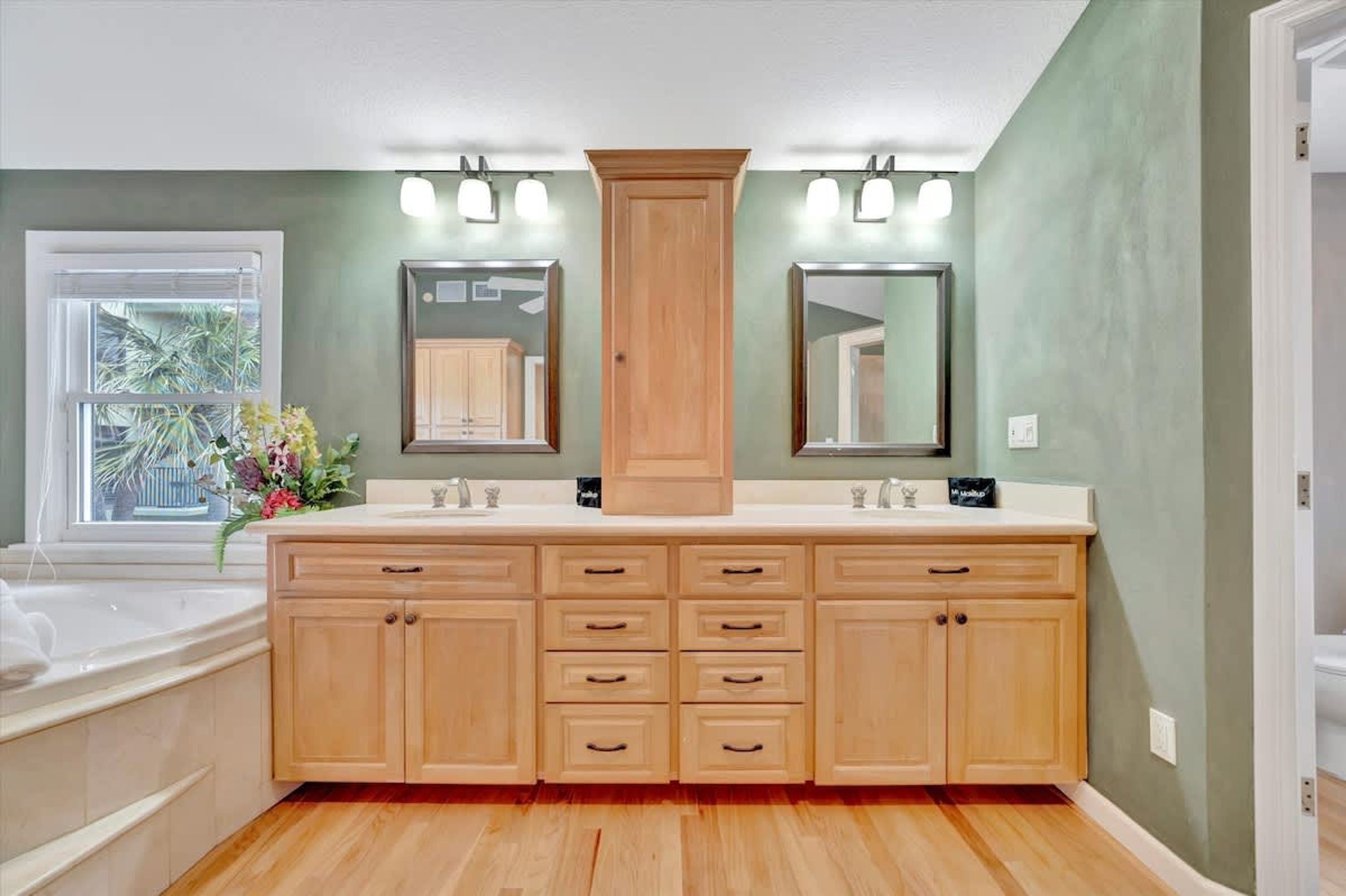 Apartment | Bathroom