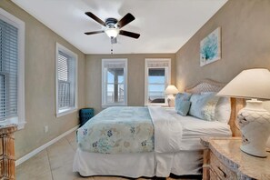 Apartment | 2 bedrooms - Stones Throw Beachfront Family Suite 3 Views (Indian Rocks Beach)