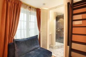 Standard Room, 1 Large Single Bed