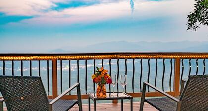 Unparalleled Views Deck w Hottub Game Room Pool Table Panorama by Avantstay