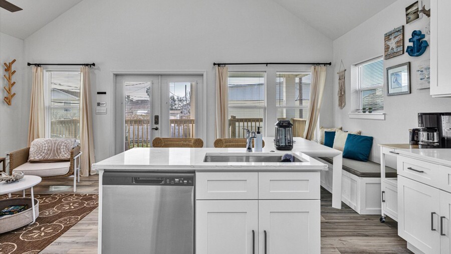 Newly Remodeled Home Minutes From Cruise Terminal