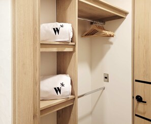 2 bedrooms, Internet - w Elegant 2BR w Amazing Deco in Medellin (Medellín)