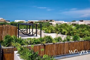 Apartment | 2 bedrooms, Internet - 2 BR With Private Pool Spacious Green Areas by Waves Management (Tulum)