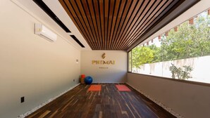 Apartment - 1 Br w Park Views in Condo w Gym Sauna Steam (Tulum)