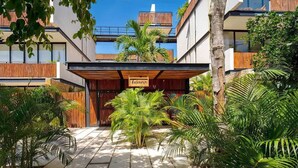Unclassified image, 2 of 24, button - 2 Br Prime Location Amazing Rooftop Pool (Tulum)