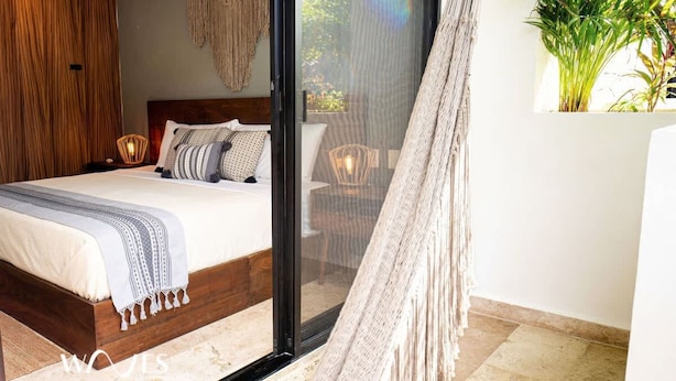 Apartment - Prime Location 2 BR Apartment With Natural Ligthed LX Amenities by Waves Management (Tulum)