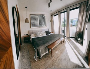 4 bedrooms