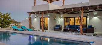 Tranquil 3BR Home, Pool, Rooftop