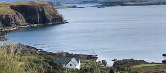 Luxury Apartment in absolutely stunning seafront location, Isle of Skye.
