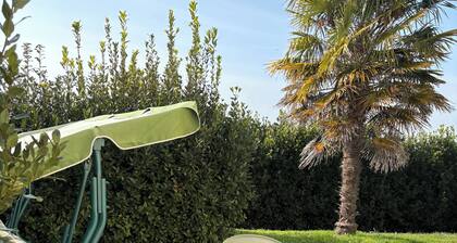 An ideal home for large groups who want to have fun within walking distance of the sea