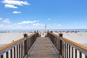Appartement, 1 kingsize bed met slaapbank (Windemere 1206) | Strand | Aan het strand