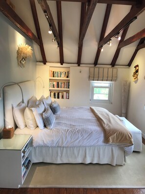 3 多间卧室、熨斗/熨衣板、WiFi、床单