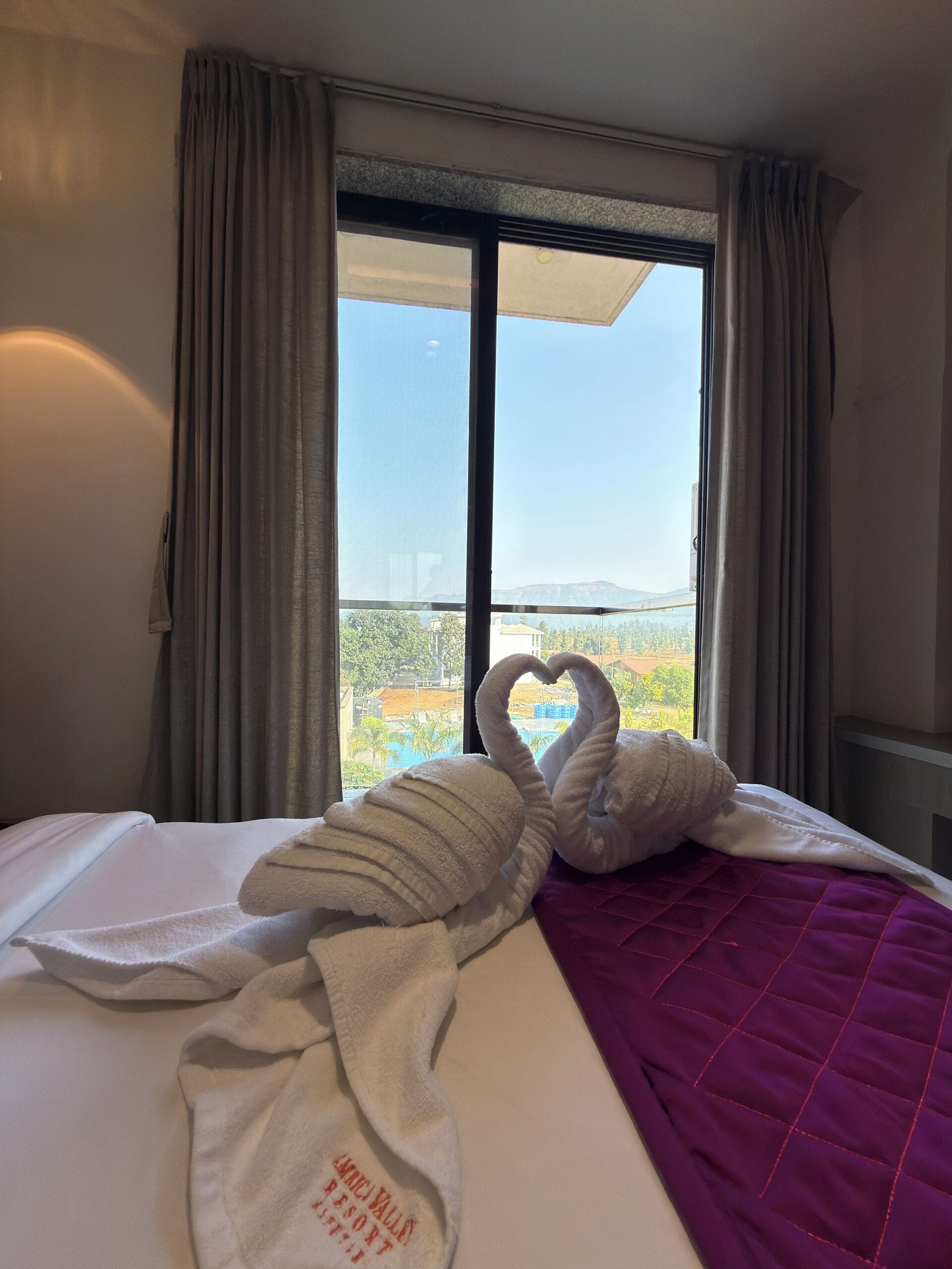 Bureau, espace de travail pour ordinateur portable