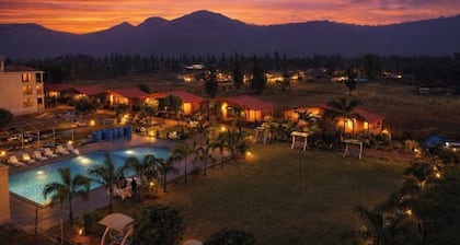 Daksh The Valley Resort - Saputara