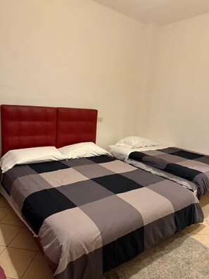 2 bedrooms, WiFi, bed sheets