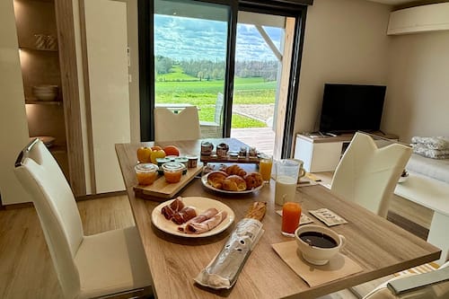 Daily continental breakfast for a fee