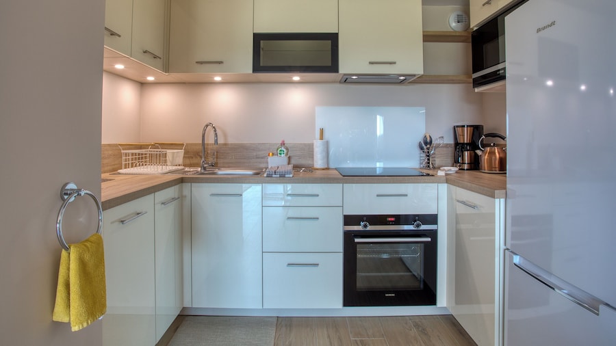 L'Annexe Coté Castagne du Domaine des Hauts de Rouquette