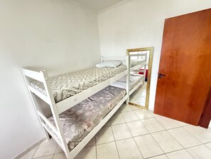 2 bedrooms, iron/ironing board, WiFi - Foot in the sand at Caiçara beach IV (Praia Grande)