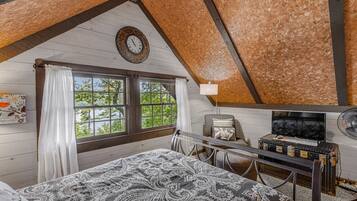 3 Schlafzimmer, Schreibtisch, BĂŒgeleisen/BĂŒgelbrett, kostenloses WLAN