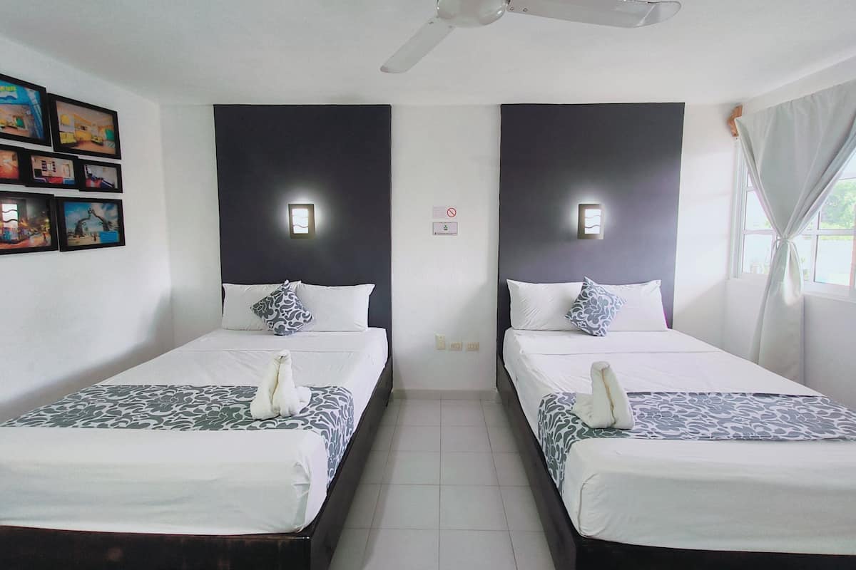 Standard Double Room | Free WiFi, bed sheets