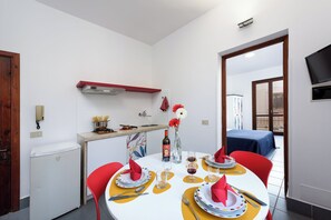 Dining - Seagull - Paradise Holiday Home (San Vito Lo Capo)