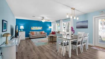 Condo, Multiple Beds (Beachview 102 - Flaming Sunrise) | Living area