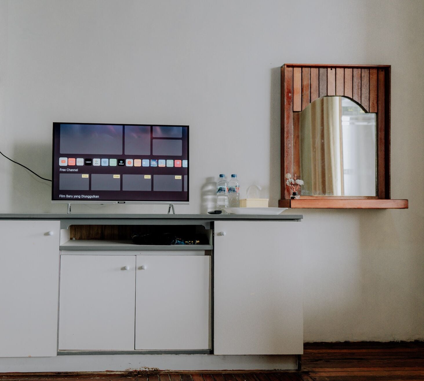 Standard Room, 2 Double Beds | Desk, soundproofing, free WiFi, bed sheets