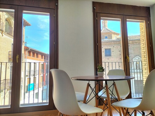 Chez Miró Apartments