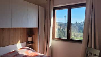 1 Schlafzimmer, Schreibtisch, Bügeleisen/Bügelbrett, WLAN