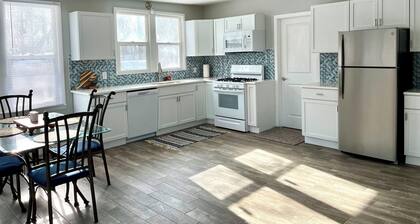 Charming 2-bedroom house in serene Coloma with AC, WiFi