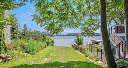 Charming 2-bedroom house in serene Coloma with AC, WiFi