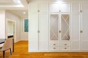 Interior - Villa 49 Luxury 4BR Chiang Mai (Baan Wean , Hang Dong)