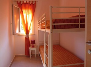 4 Schlafzimmer, Bügeleisen/Bügelbrett, Internetzugang