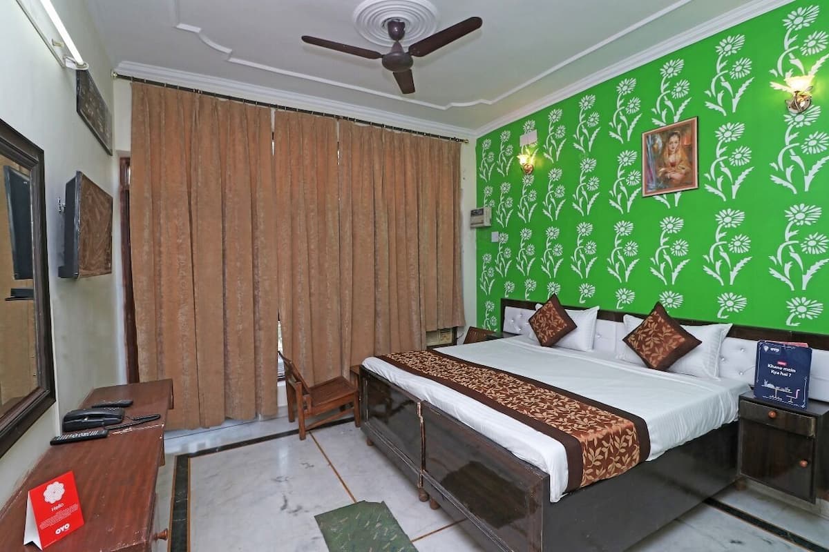 Chambre Double Deluxe, balcon, vue ville | Bureau, chambres insonorisées, Wi-Fi gratuit