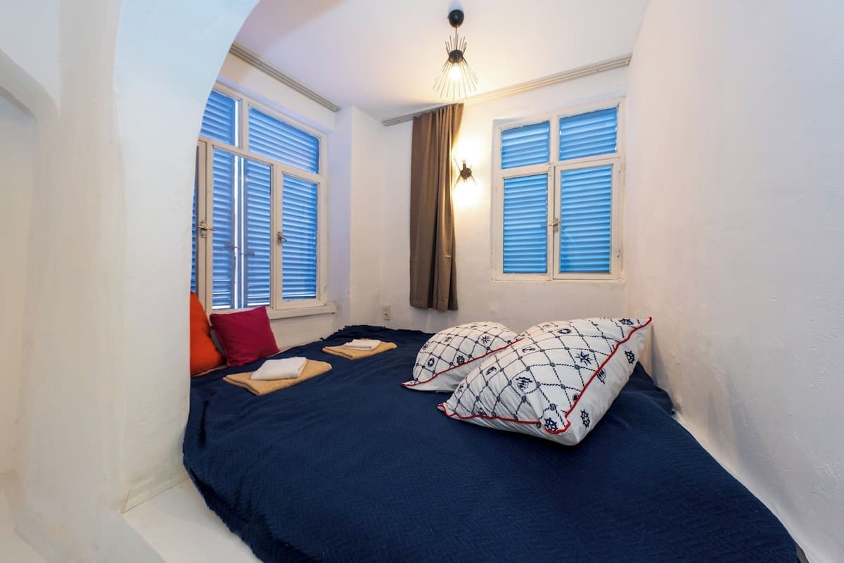 Superior suite, uitzicht op zee | Luxe beddengoed, Select Comfort-bedden, individueel gedecoreerd