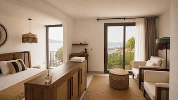 Quarto luxo, vista para o mar | Roupas de cama premium, camas Select Comfort, frigobar, escrivaninha