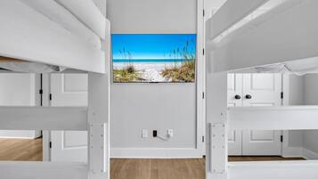 House, Multiple Beds (Beach, Please) | 3 bedrooms