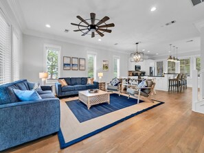 Living area - Beach, Please (Santa Rosa Beach)