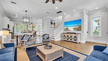 House, Multiple Beds (Beach, Please) | Living area