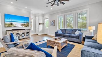 House, Multiple Beds (Beach, Please) | Living area