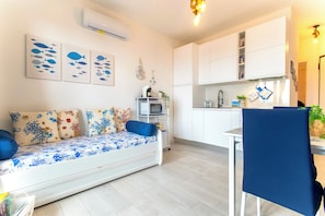 House | 1 bedroom
